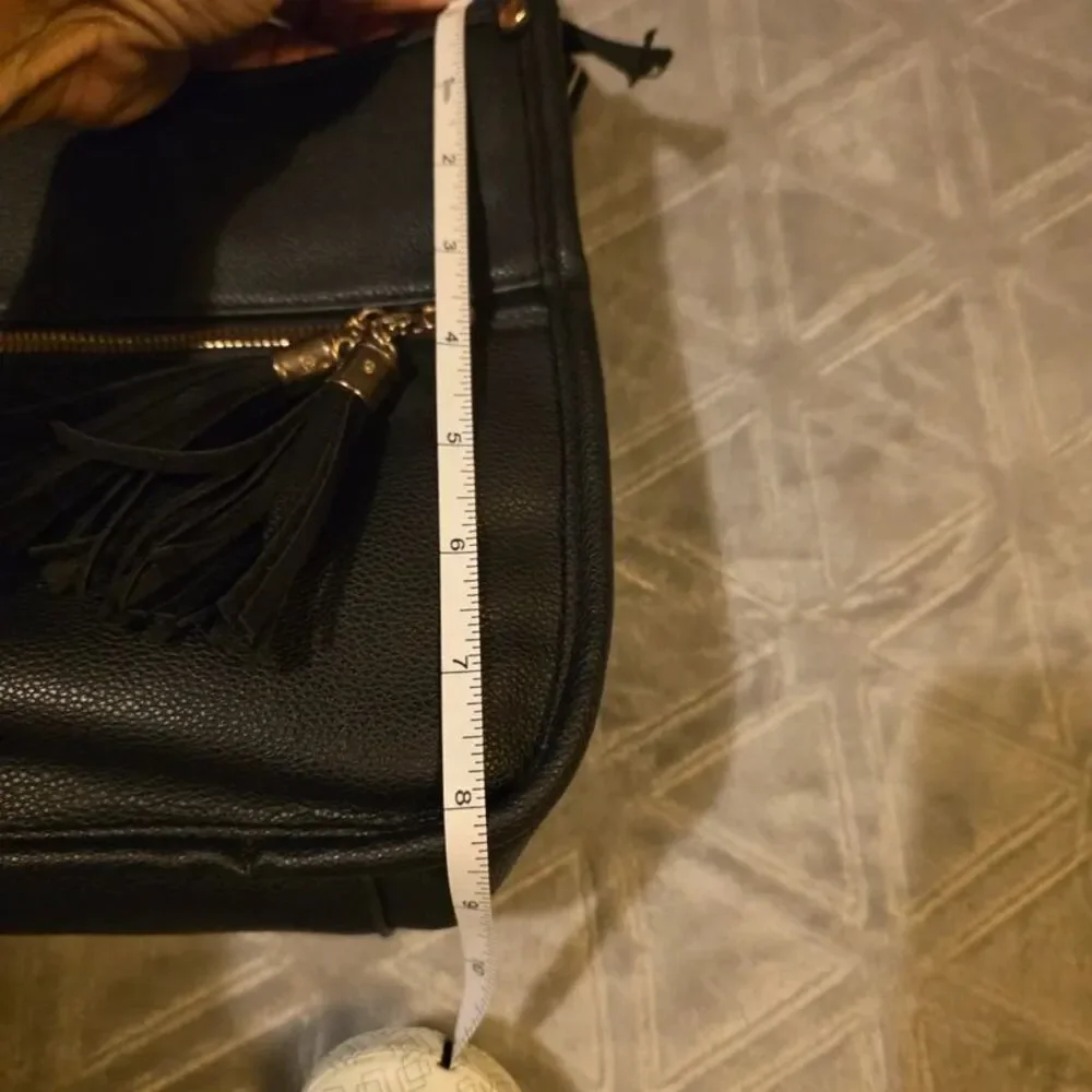 N/A black purse